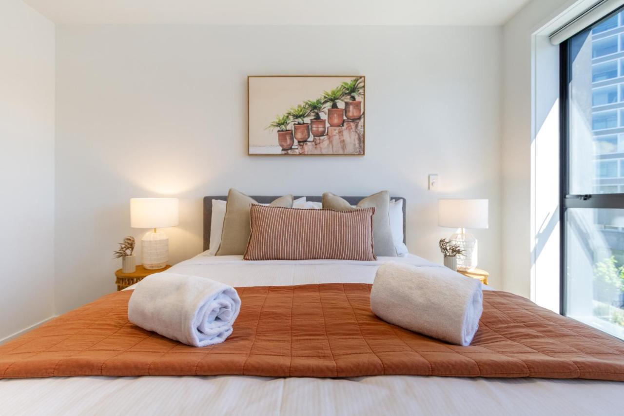 Апартаменты Central Sunny Perch 2 Bed 1 Bath Крайстчёрч Экстерьер фото