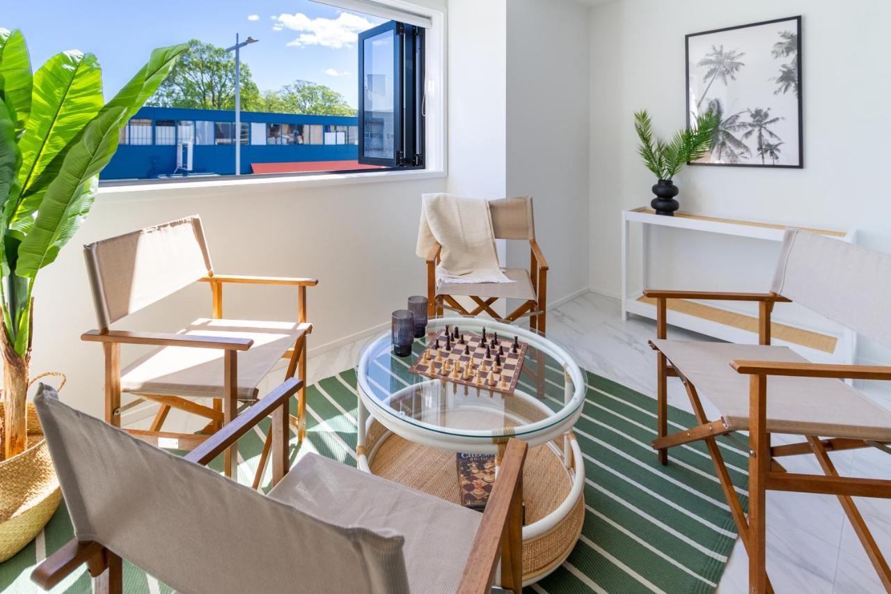 Апартаменты Central Sunny Perch 2 Bed 1 Bath Крайстчёрч Экстерьер фото
