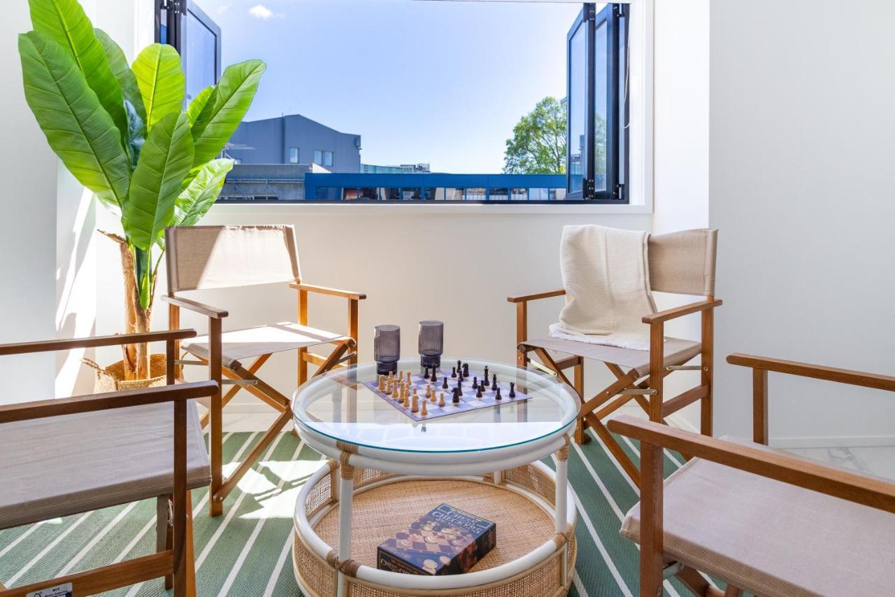 Апартаменты Central Sunny Perch 2 Bed 1 Bath Крайстчёрч Экстерьер фото
